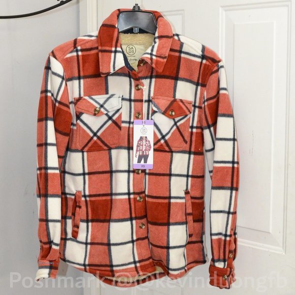 Red‎ nWt Sage Ladies' Plush Shirt Jacket - Picture 1 of 3